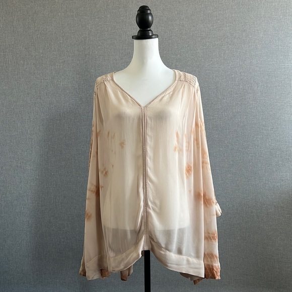 FREE PEOPLE - NEW WITH TAGS - Sheer Boho Blouse Medium - Picture 1 of 8